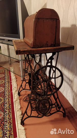 Швейная машинка Зингер Singer