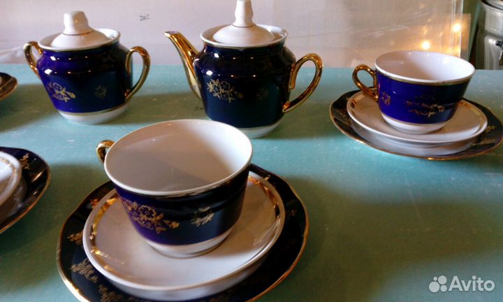 Фарфоровый сервиз