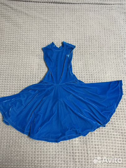 Платье для бальных танцев