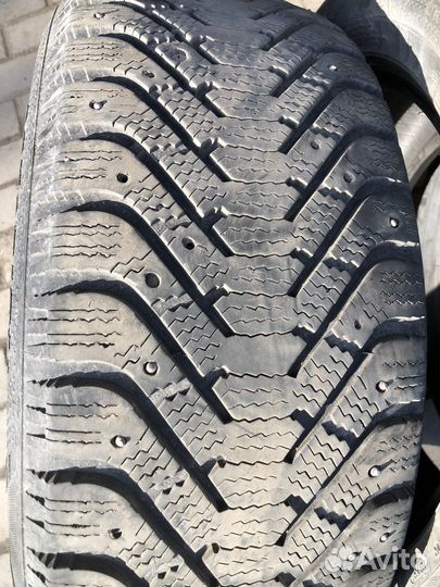 Goodyear UltraGrip 500 235/55 R17
