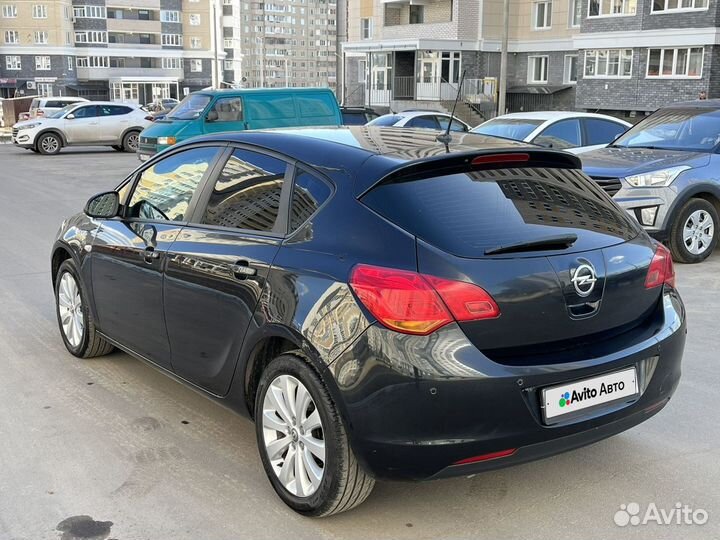 Opel Astra 1.6 МТ, 2011, 186 700 км