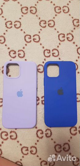 Чехол на iPhone 12