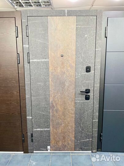 Дверь входная Элитная