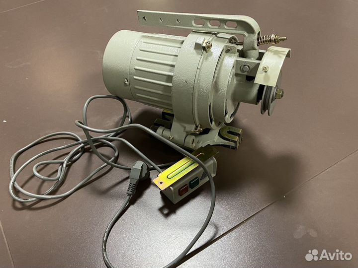 Мотор для промышленной швейной машины