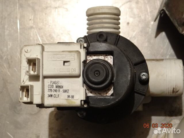 Водяная помпа и клапан стиральной машины