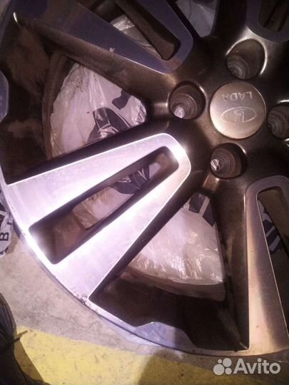 Диски оригинальные Лада Веста св кросс R17 4 шт