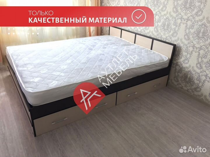 Кровать