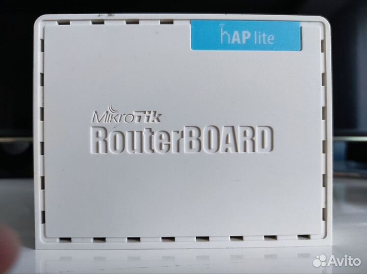 Роутер MikroTik routerboard RB941-2ND hAP lite