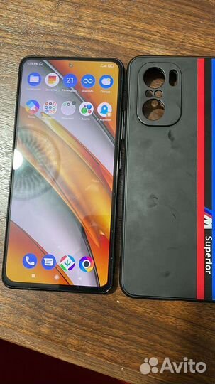 Мобильные телефоны