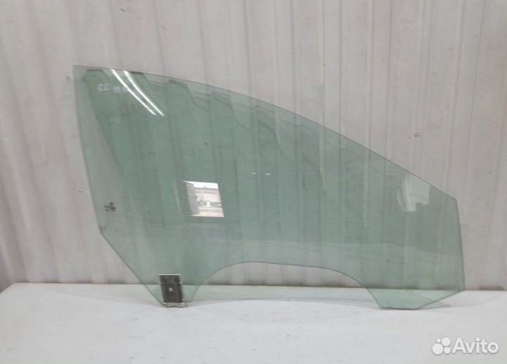 Стекло двери передней правой Volkswagen passat cc