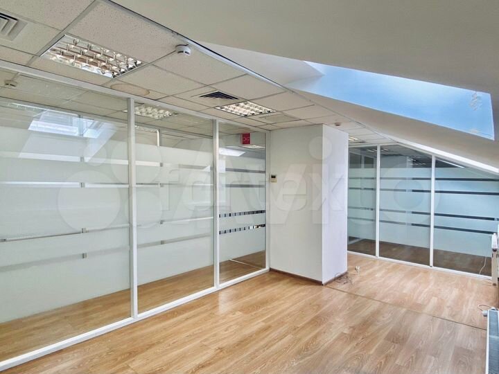 Сдам офисное помещение, 257 м²