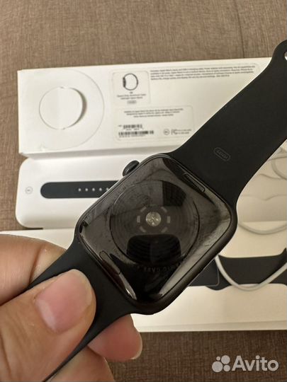 Часы Apple watch SE gen 1 44mm