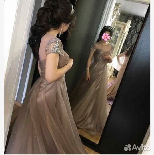 Вечернее платье