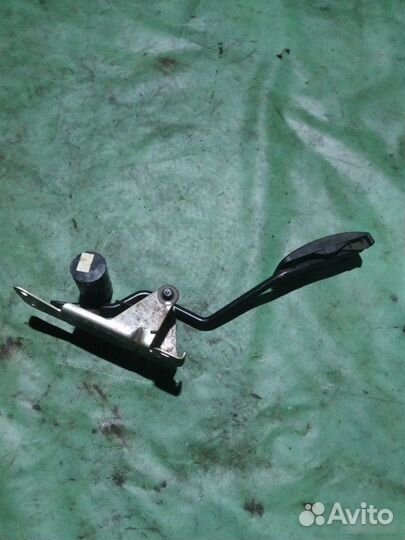 Педаль газа Mazda 3 BK