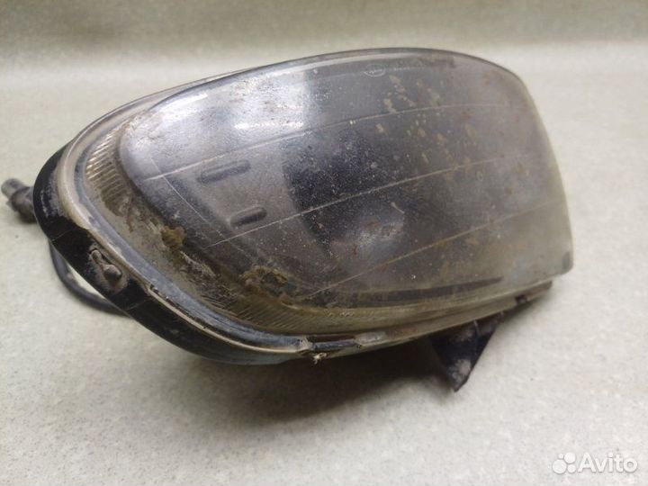 Фара противотуманная передняя правая Kia Cerato 1