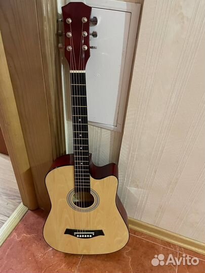 Акустическая гитара