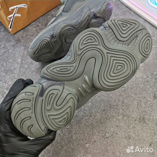 Кроссовки Adidas Yeezy Boost 500