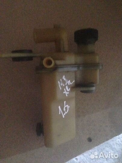 Бачок Гура 1,6 Мазда 3