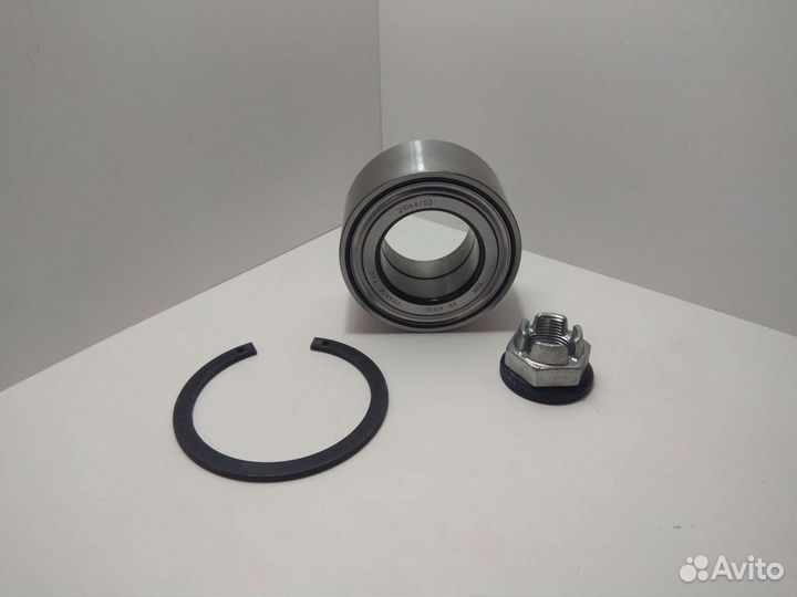 Подшипник ступицы колеса 402109533R (renault)