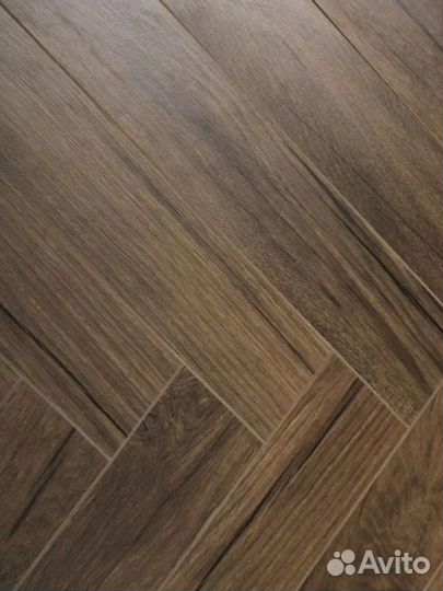 Ламинат 8мм 33кл. Floor Дуб Мокко с фаской