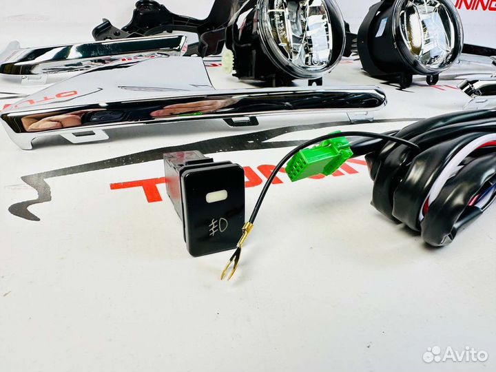 Противотуманные фары Toyota LC 200 LED