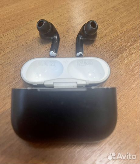 Apple airpods pro