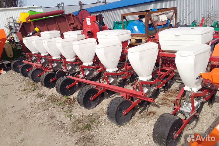 Сеялка Фаворит Весна-8, 2024