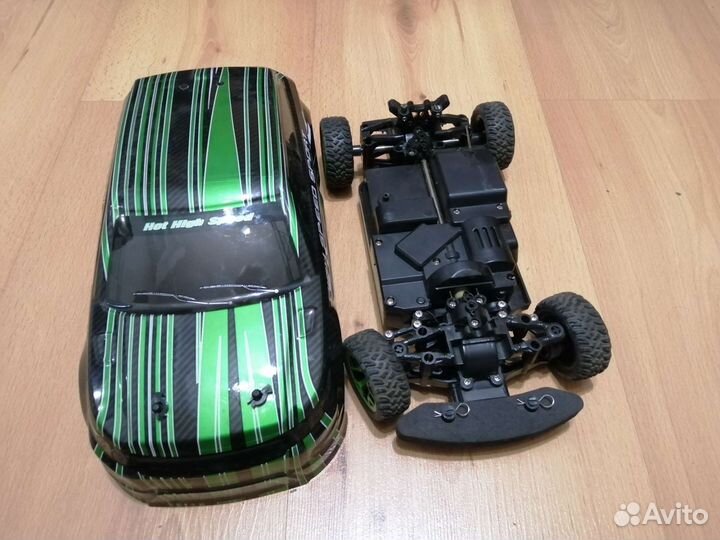 Машинка на радиоуправлении