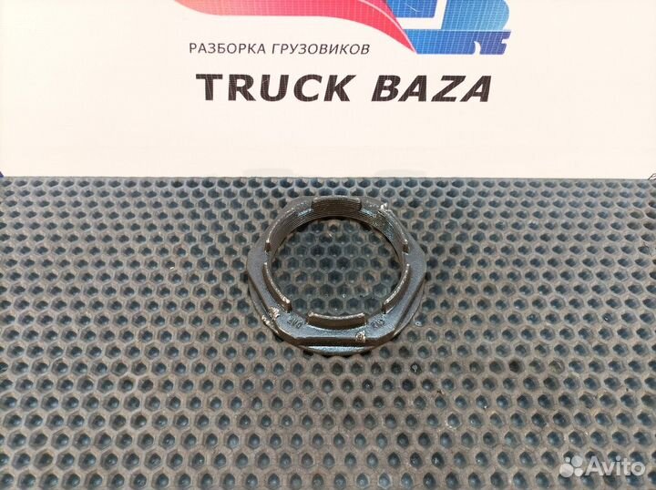 Гайка ступицы задней