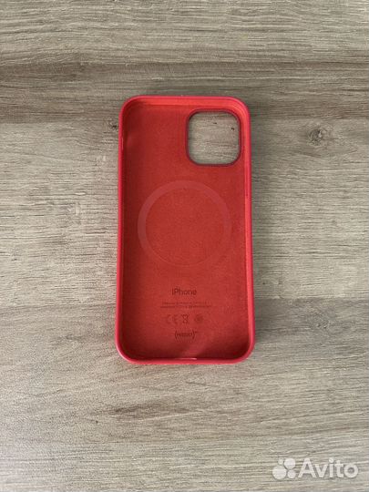 Оригинальный силиконовый чехол на iPhone 12 pro