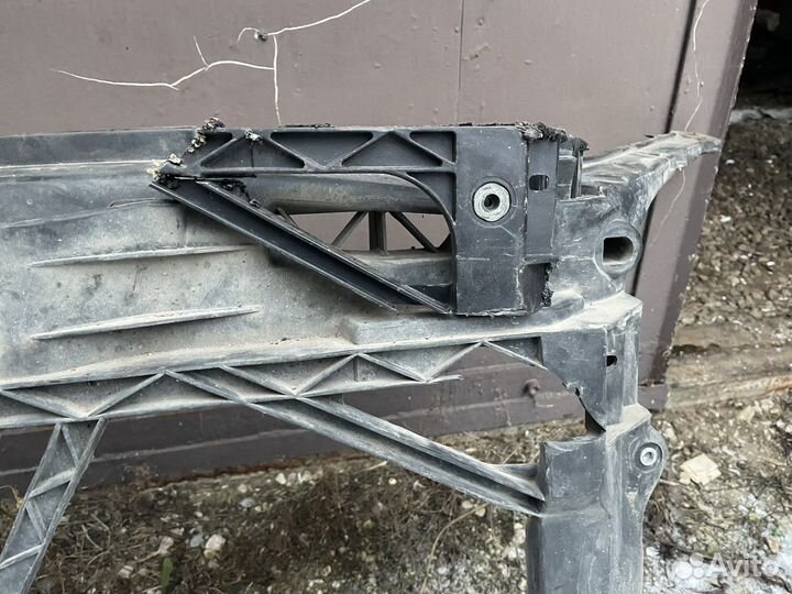 Mazda 3 bk передняя панель телевизор 03-08 седан