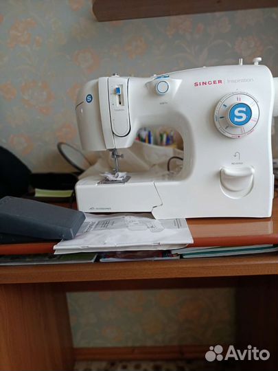 Швейная машина Singer