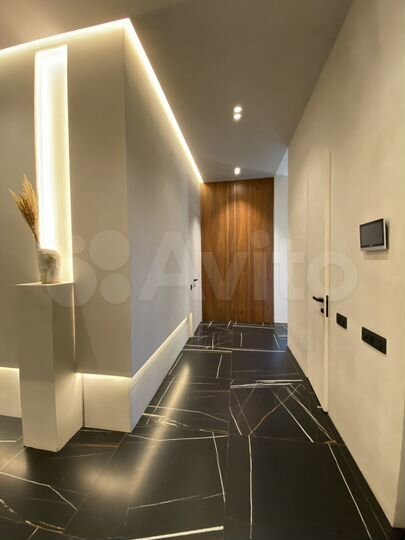 4-к. квартира, 120 м², 4/10 эт.