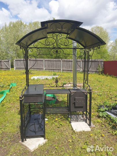 Мангал кованый с крышей