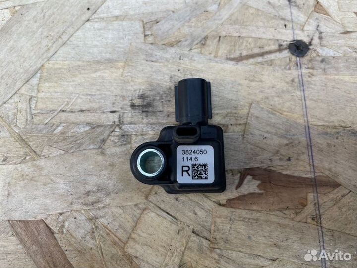 Боковой датчик удара LADA Vesta