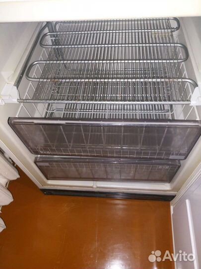 Холодильник бу отдам бесплатно
