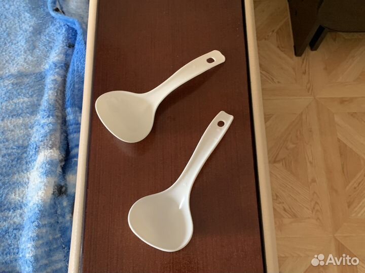 Вставка пароварка и ложки для мультиварки