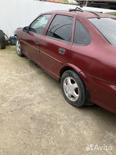 Капот Опель vectra Б