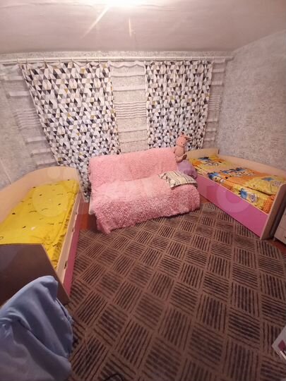 Дом 37 м² на участке 5 сот.