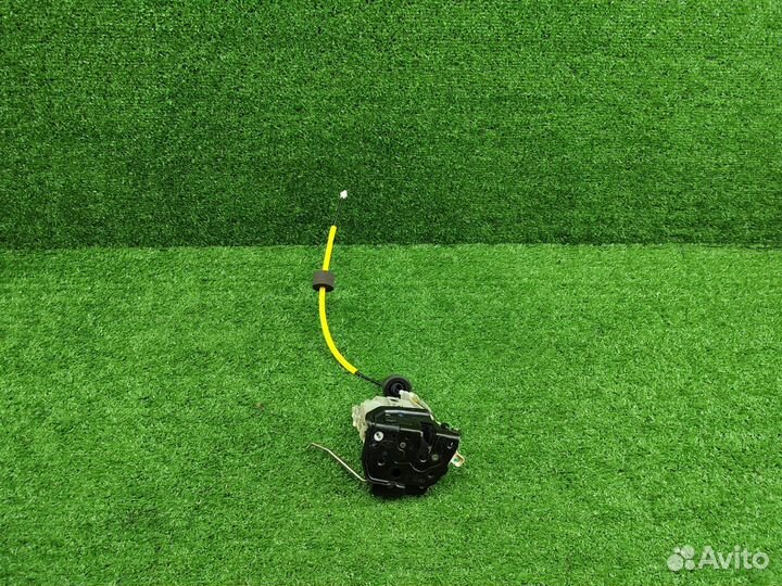 Замок двери задний Audi A6 C6