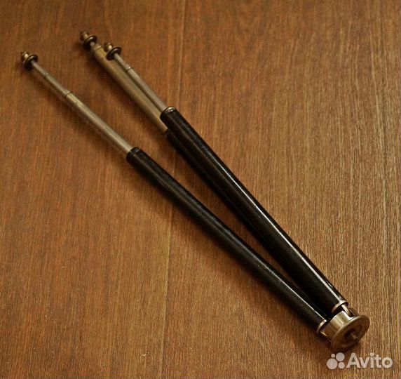 Штатив, ремень, кофр, держатель зонта, лампы и др