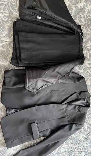 Школьный костюм тройка