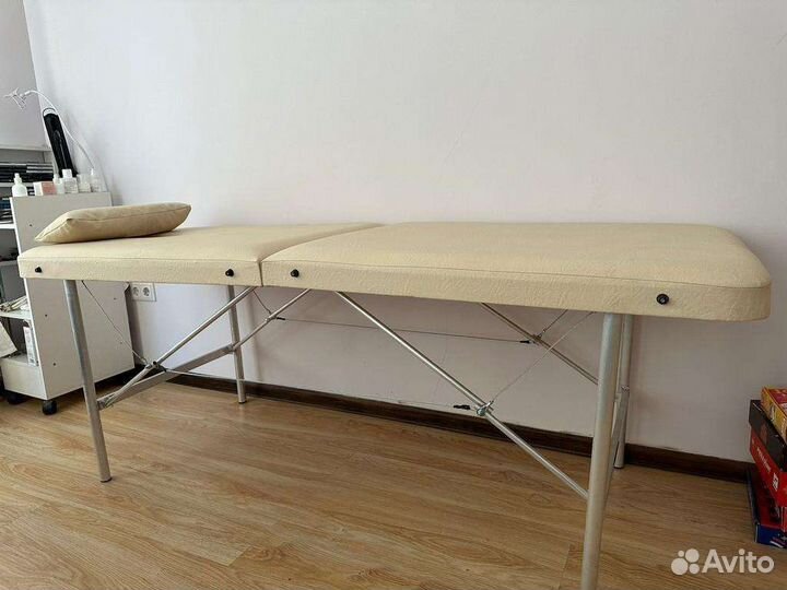 Массажный стол