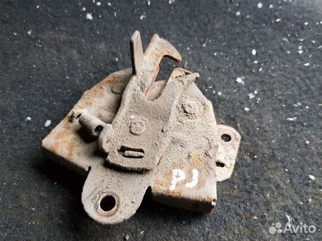 Замок капота Mitsubishi pajero pinin