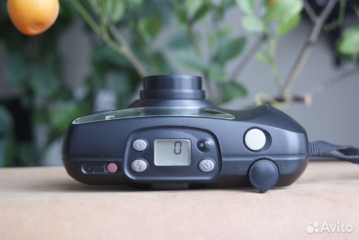 Пленочный компактный фотоаппарат Pentax Espio 738