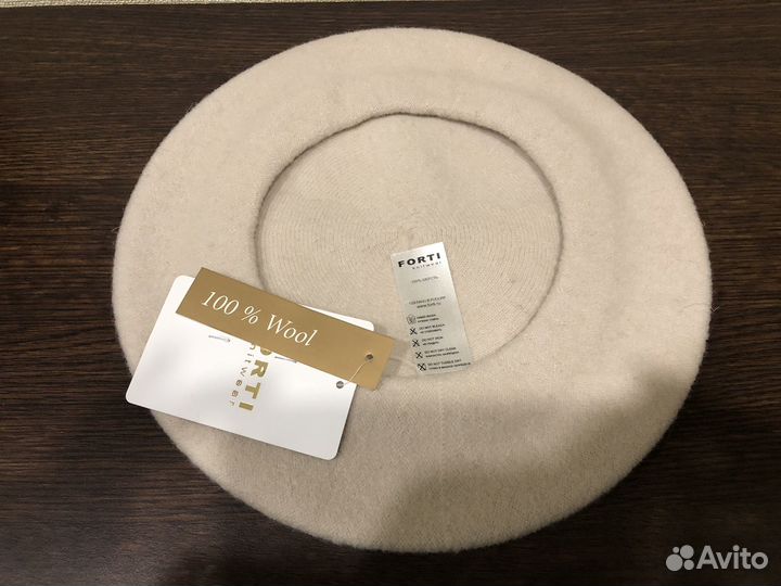 Берет женский