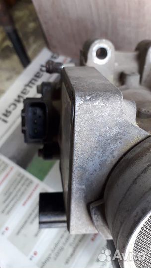 Дросельная заслонка в сборе Ниссан Куб, Z10