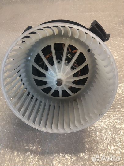 Мотор печки салона Mercedes Sprinter W906