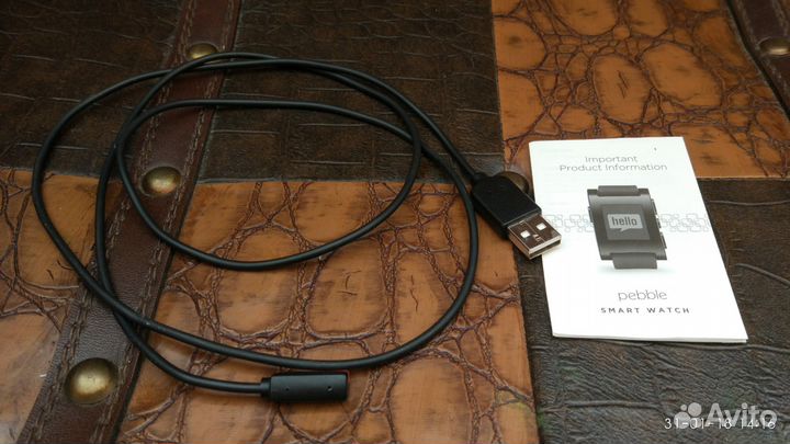 Новое зарядное устройство для часов Pebble