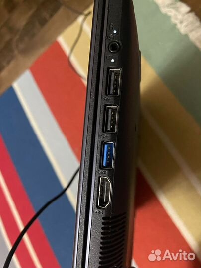 Asus vivobook 15